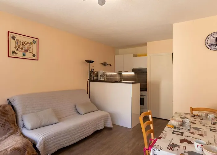 6 Pers. Avec Balcon Et Acces Direct Aux Pistes A Eaux-bonnes - Fr-1-400-6 *